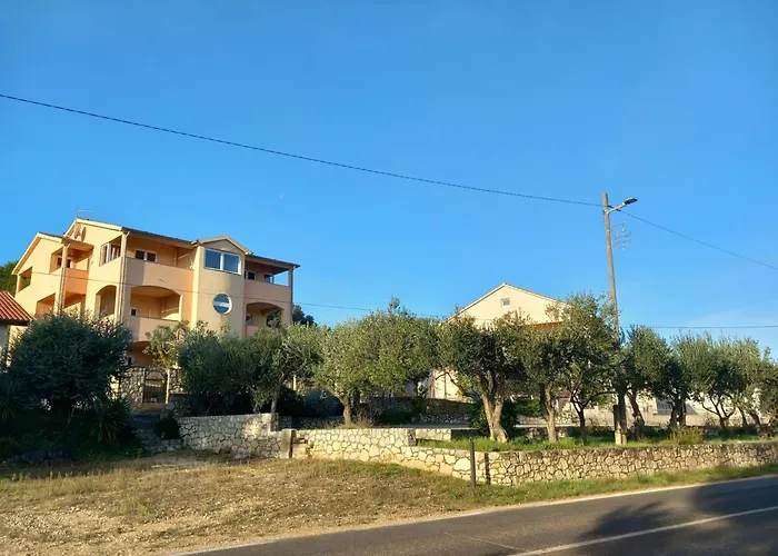 Maslina Апартаменты Kraj (Zadar)